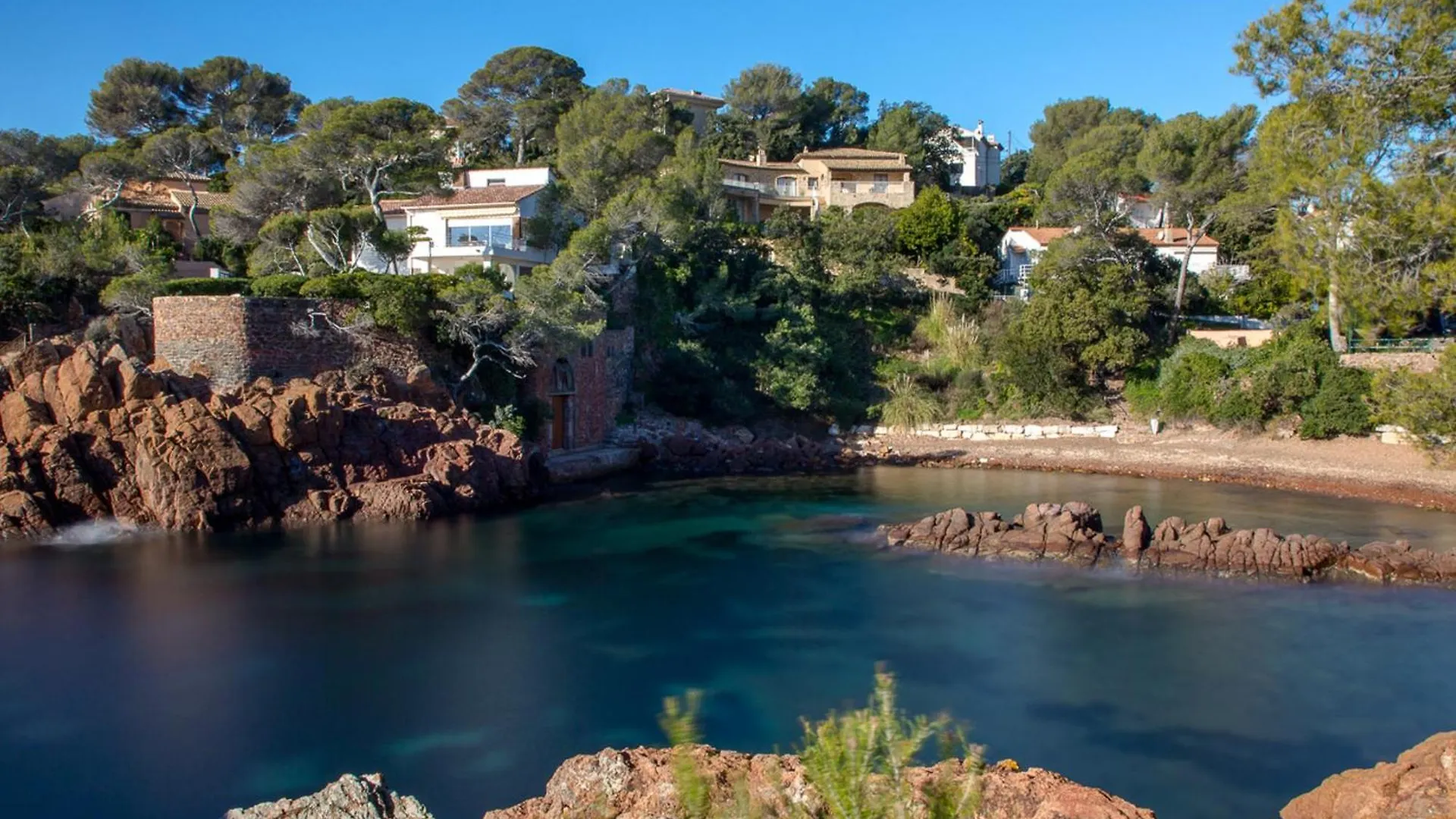 Studio Moderne A 50M De La Plage, Climatise, Proche Commerces Et Gare, Parking Disponible - Fr-1-466A-50 Saint-Raphael